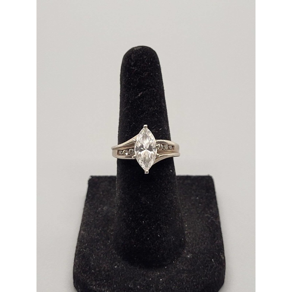 Sterling Silver Zirconia Ring Size 5
